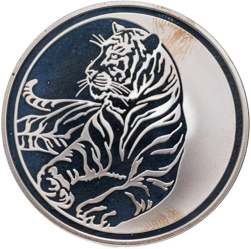 3 рубля 2010 ММД тигр, аверс