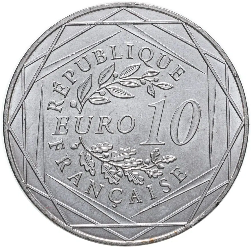 Франция 10 евро (euro) 2016  EURO 2016 Football Championship (чемпионат Европы по футболу 2016 - удар ногой по мячу), реверс