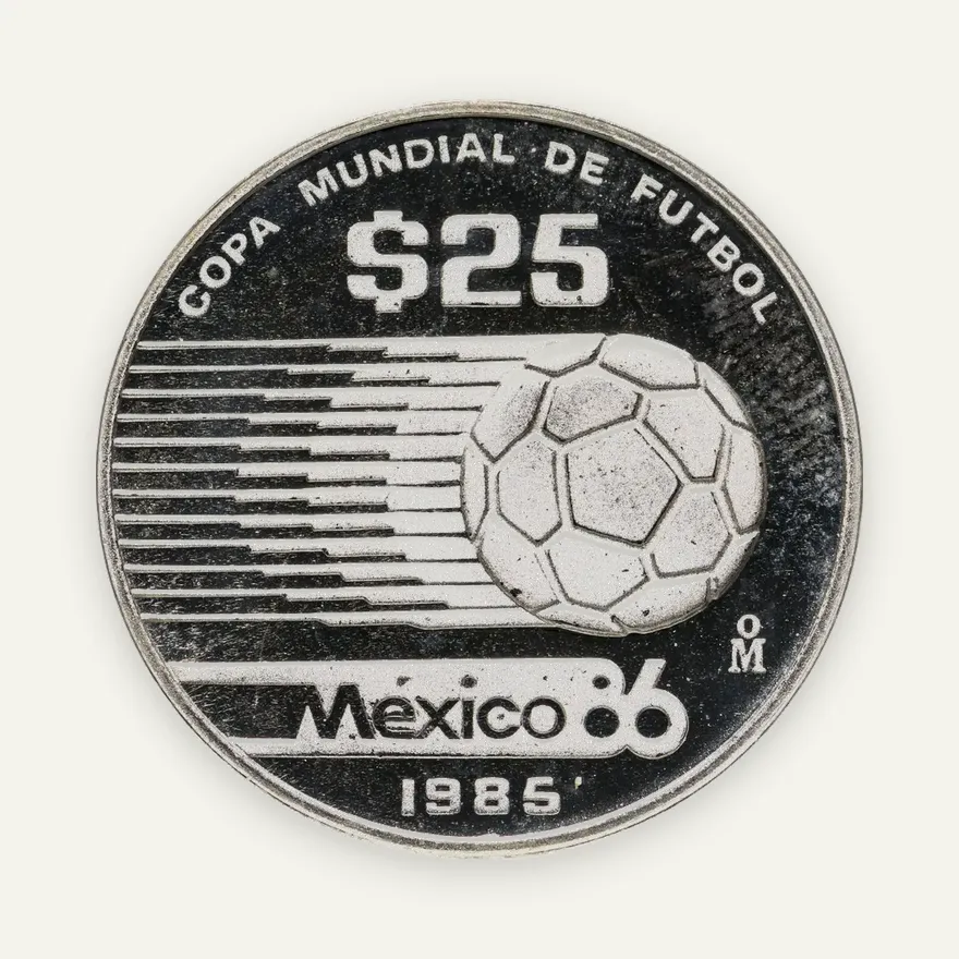 Мексика 25 песо (pesos) 1985  Чемпионат мира по футболу 1986 - Один мяч (надпись ниже мяча), в буклете