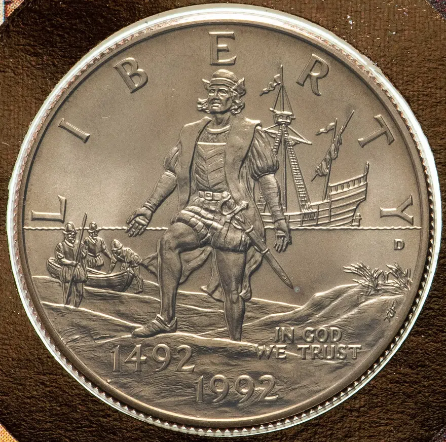 США 50 центов (1/2 доллара, half dollar) 1992 D Columbus Quincentenary (500 лет открытия Америки Христофором Колумбом) знак монетного двора "D" - Денвер, в конверте с марками, аверс