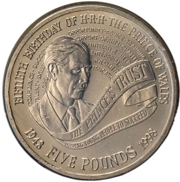 Великобритания 5 фунтов (pounds) 1998  50 лет принцу Чарльзу, в буклете, аверс