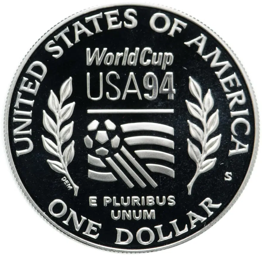 США 1 доллар (dollar) 1994 S Чемпионат мира по футболу 1994 знак монетного двора: "S" - Сан-Франциско, реверс