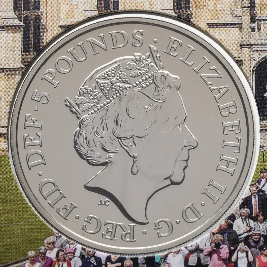 Великобритания 5 фунтов (pounds) 2017 Столетие дому Виндзоров, в сувенирном буклете, реверс