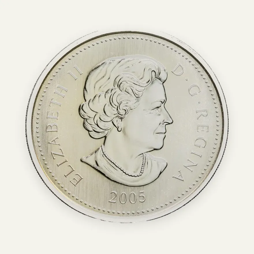 Канада 5 долларов (dollars) 2005  60 лет победе во ВМВ /маленькие кленовые листья слева и справа от лиц/, реверс