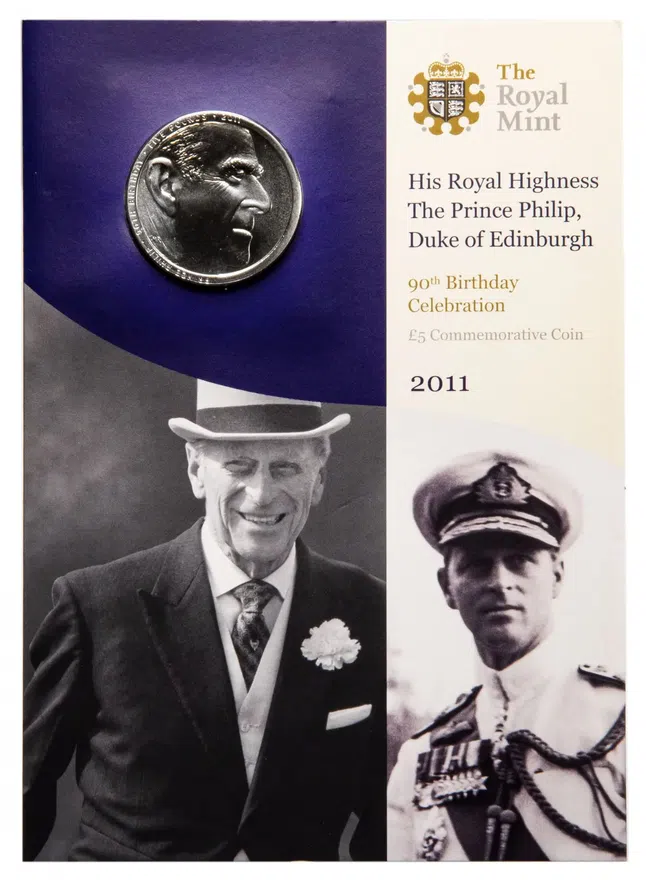 Великобритания 5 фунтов (pounds) 2011 "90 лет со дня рождения Его Королевского Высочества принца Филиппа" в буклете, реверс