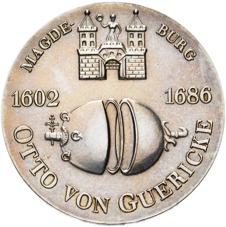 Германия (ГДР) 10 марок (mark) 1977 года "375 лет со дня рождения Отто фон Герике", реверс