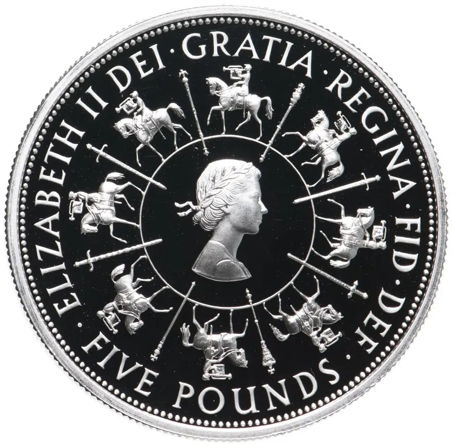 Великобритания 5 фунтов (pounds) 1993  40 лет правления Елизаветы II, реверс