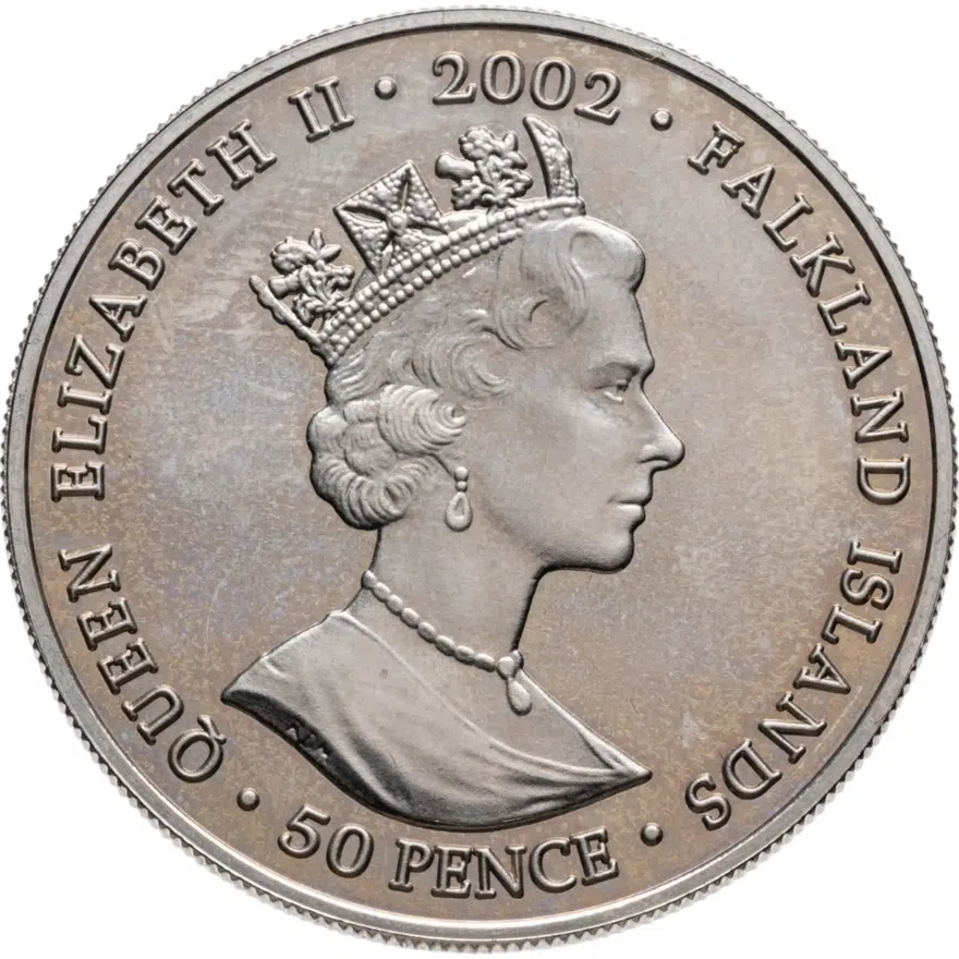 Фолклендские острова 50 пенсов (pence) 2002 "50 лет правлению Королевы Елизаветы II - на лошади" цветное покрытие, реверс