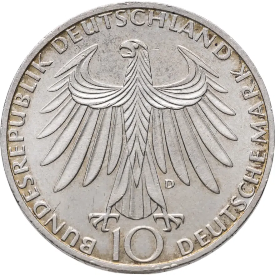 Германия 10 марок (mark) 1972 D XX летние Олимпийские Игры, Мюнхен 1972 - Спортсмены знак монетного двора: "D" - Мюнхен, реверс