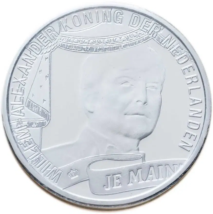 Нидерланды 10 евро (euro) 2013  Коронация Короля Виллема-Александра, в буклете, реверс