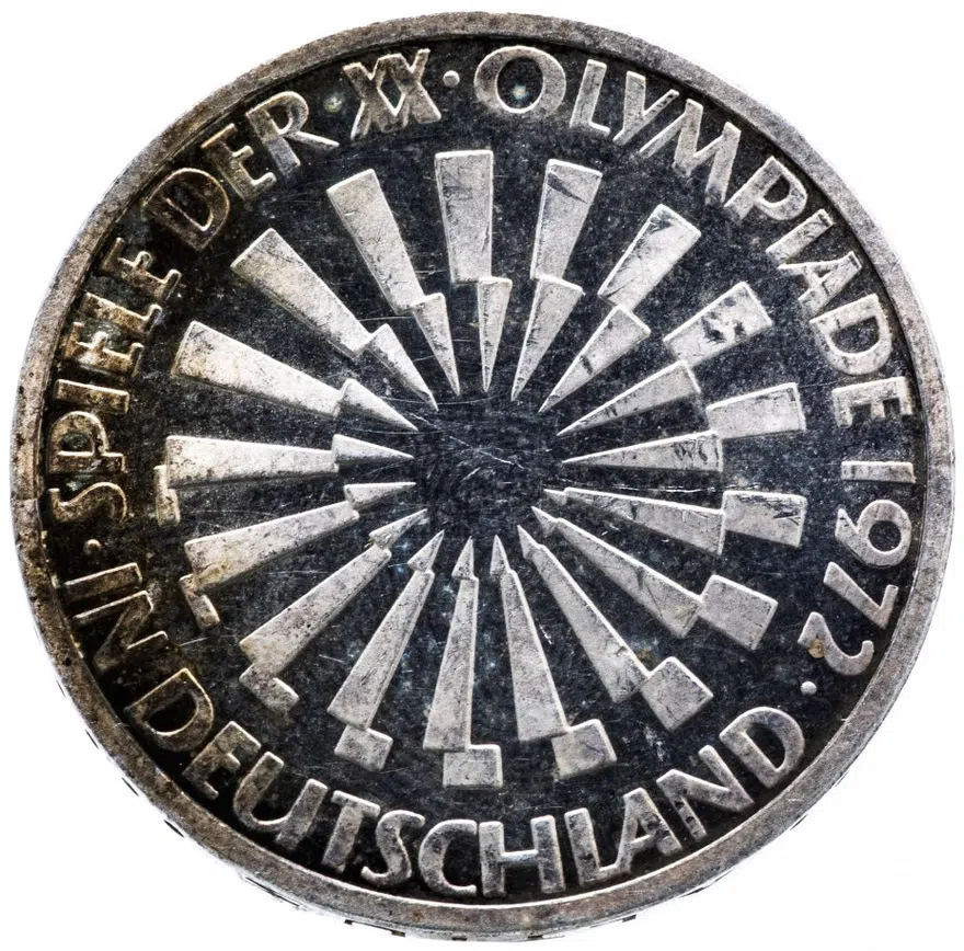 Германия 10 марок 1972 F  "XX летние Олимпийские Игры, Мюнхен 1972 - Эмблема "In München""