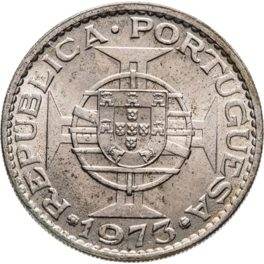 Португальский Макао 50 аво (авос, avos) 1973