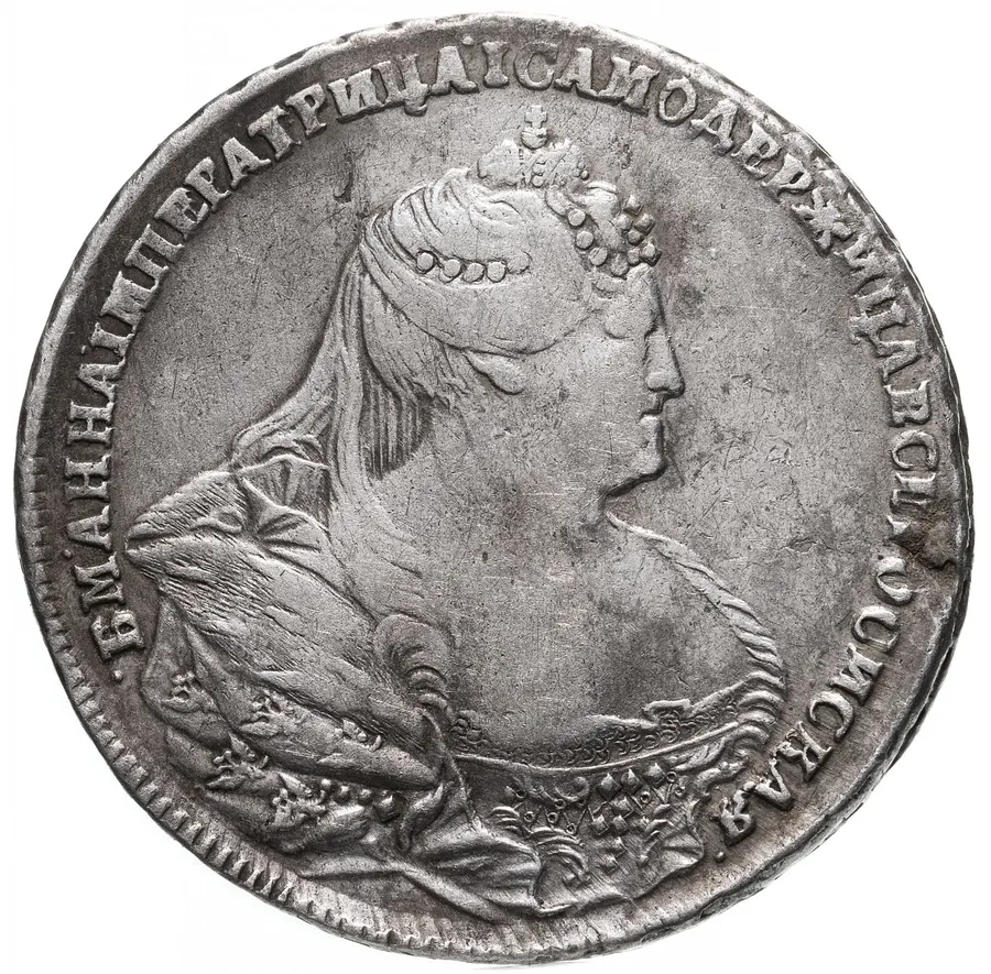 1 рубль 1739    московский тип, 5 жемчужин в прическе, аверс