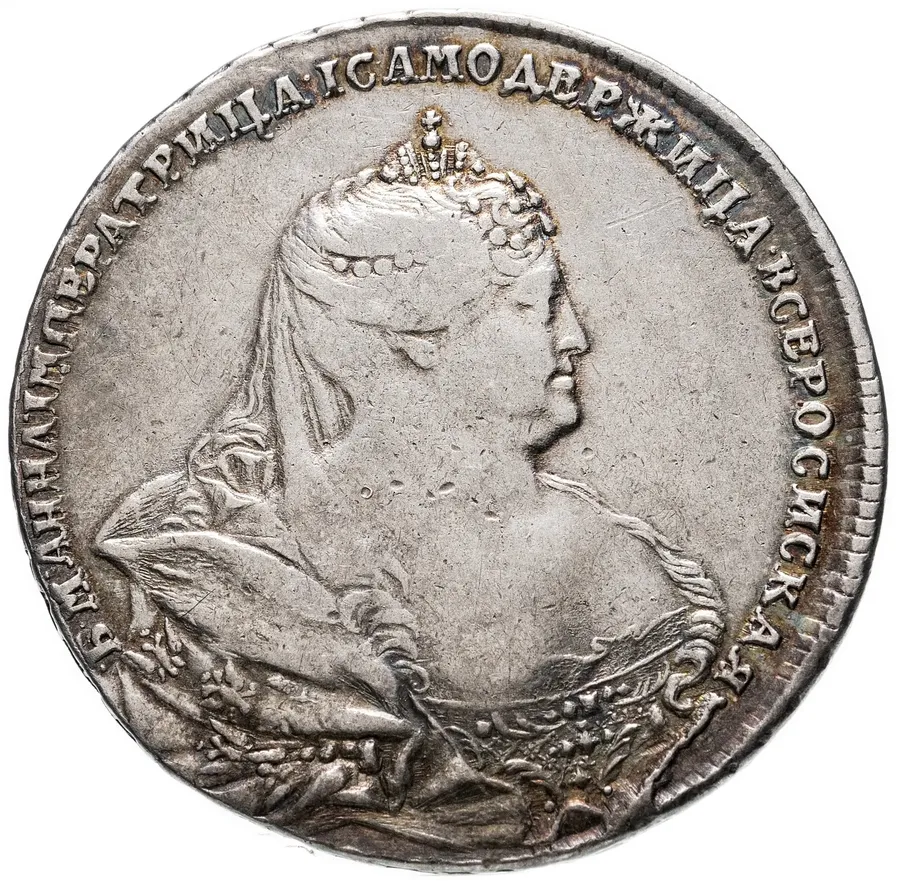 1 рубль 1737   московский тип, "Б. М. Анна", портрет работы Л. Дмитриева, орел петербургского типа, крест державы не касается крыла, аверс